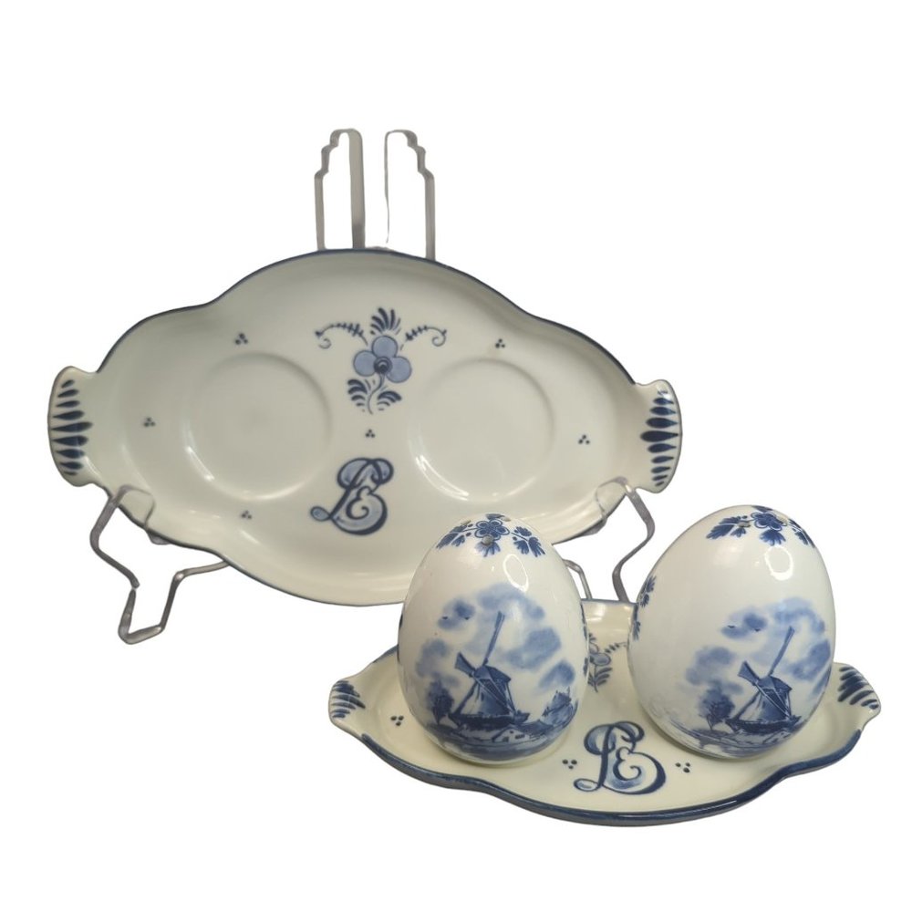 VTG Delfts Blue Hand Painted Egg Shape Salt Pepper Shakers 2 Tray Set Windmill